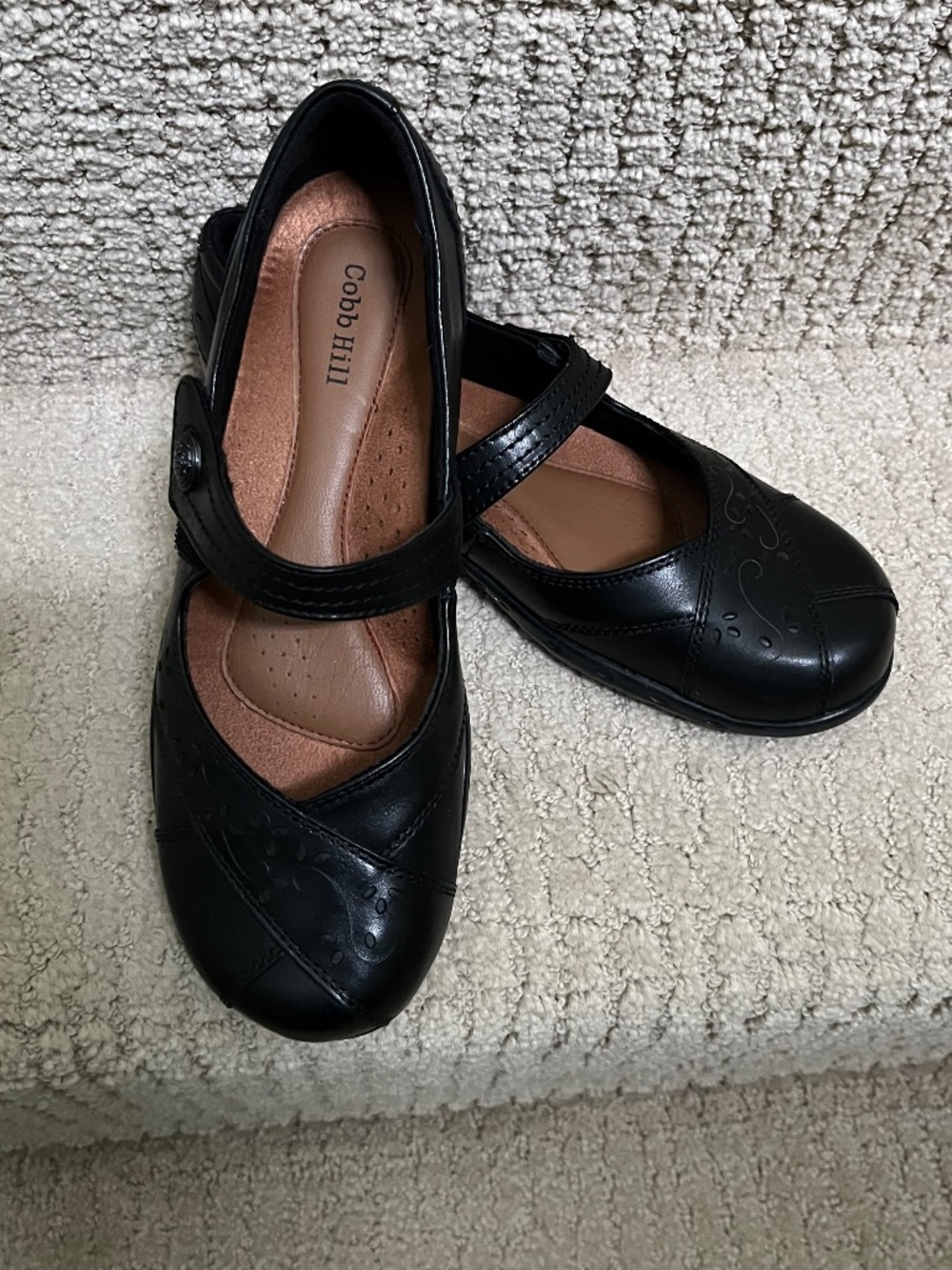 Women's Cobb Hill Petra Mary Janes sz 7XW black